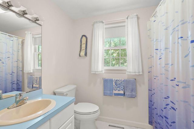 4 Ryder Circle, Sandwich, MA 02563