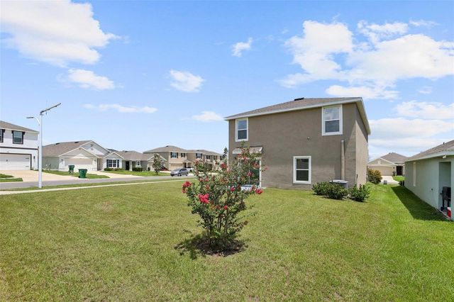 7530 BROAD POINTE DRIVE, Zephyrhills, FL 33540