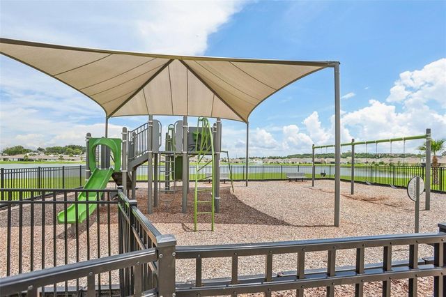 7530 BROAD POINTE DRIVE, Zephyrhills, FL 33540