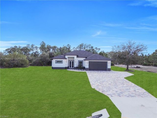 7799 15th Place, Labelle, FL 33935