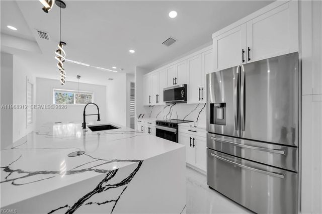 7799 15th Place, Labelle, FL 33935
