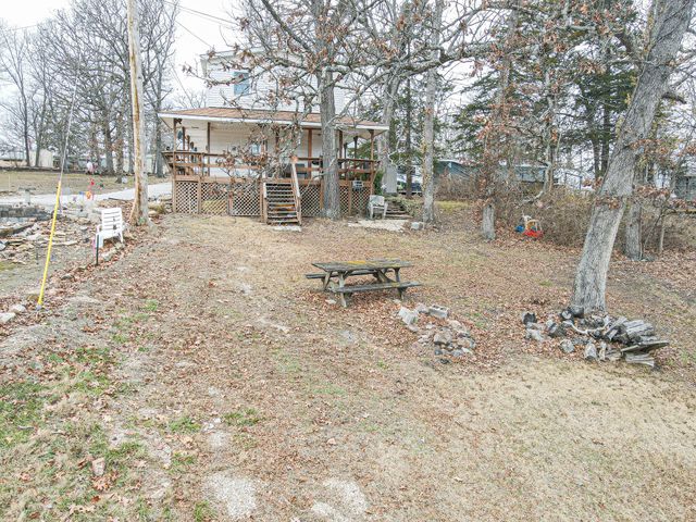 20401 Elise'S Lazy Lane, Wheatland, MO 65779
