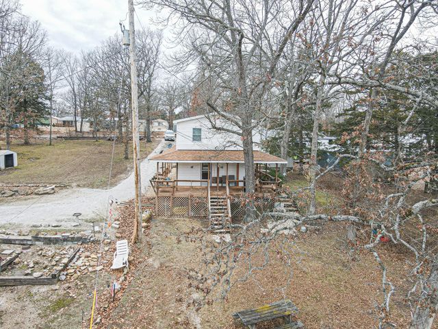 20401 Elise'S Lazy Lane, Wheatland, MO 65779