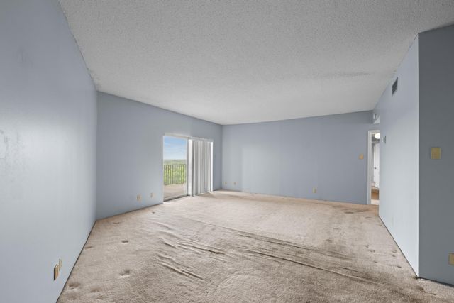 475 N Highland St Apt 10J, Memphis, TN 38122