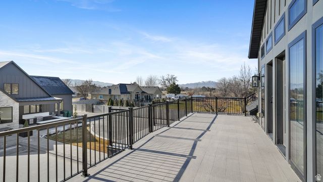 6756 W 10050 N, Highland, UT 84003