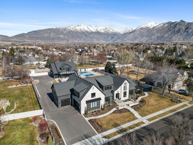 6756 W 10050 N, Highland, UT 84003