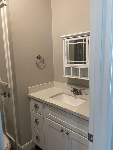 517 Atchison Street, Sealy, TX 77474