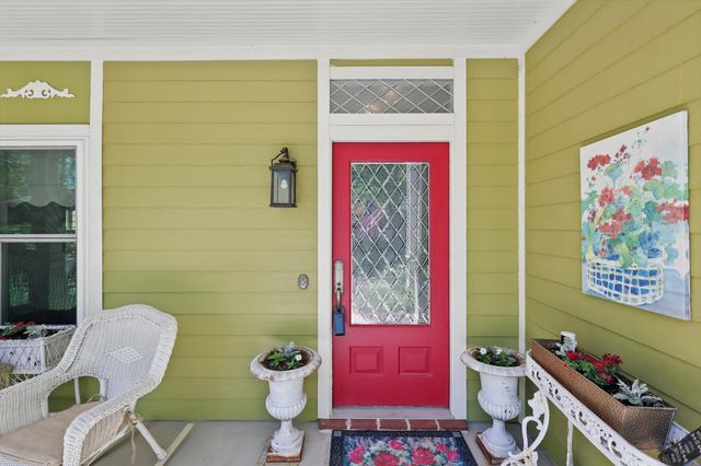 326 W Liberty Street, Pilot Point, TX 76258