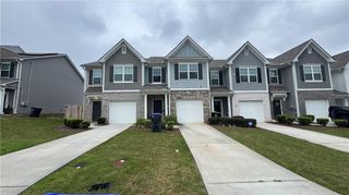 5717 Union Pointe Drive, Union City, GA 30291