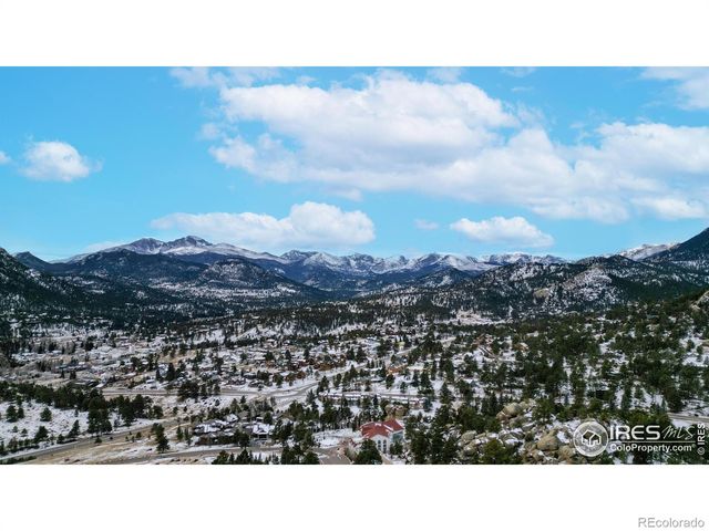 325 Overlook Lane, Estes Park, CO 80517