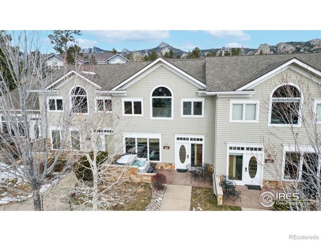 325 Overlook Lane, Estes Park, CO 80517