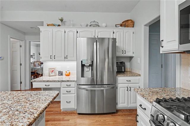 4708 Muirfield Drive, Lawrence, KS 66047