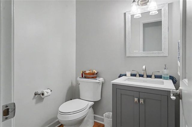 4708 Muirfield Drive, Lawrence, KS 66047