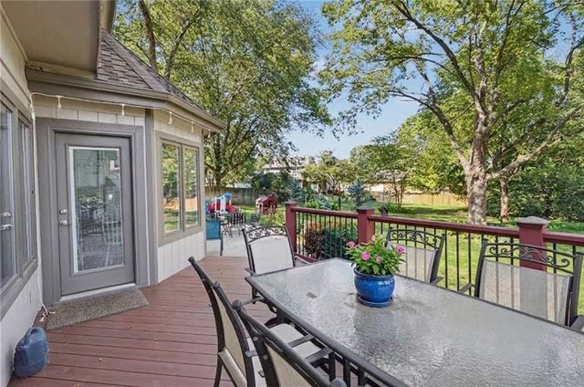 4708 Muirfield Drive, Lawrence, KS 66047