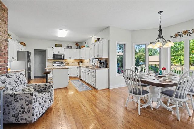 4708 Muirfield Drive, Lawrence, KS 66047