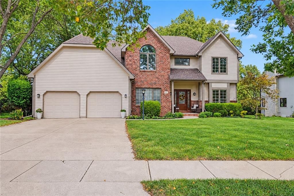 4708 Muirfield Drive, Lawrence, KS 66047
