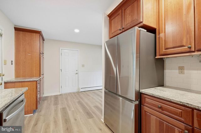 402 LARCHWOOD AVE, Feasterville-trevose, PA 19053