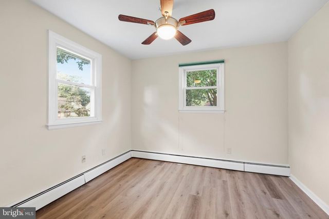 402 LARCHWOOD AVE, Feasterville-trevose, PA 19053