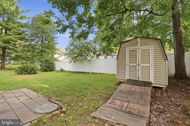 402 LARCHWOOD AVE, Feasterville-trevose, PA 19053