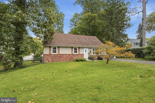 402 LARCHWOOD AVE, Feasterville-trevose, PA 19053