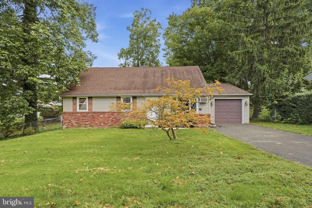 402 LARCHWOOD AVE, Feasterville-trevose, PA 19053