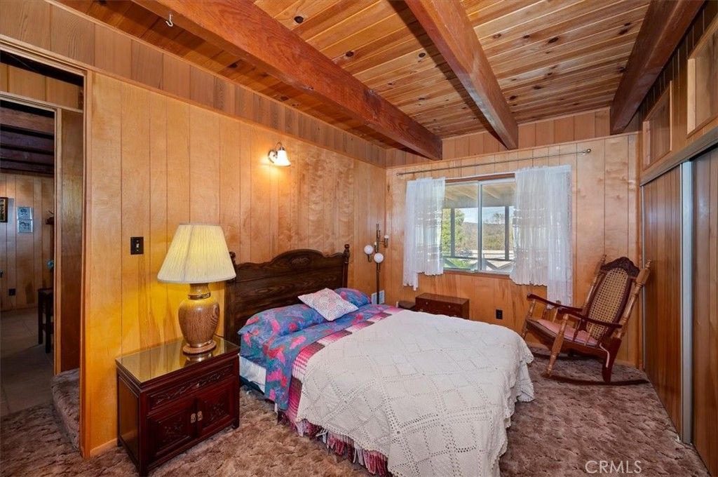 Image 35 of property listing at 695 Arth Drive, Crestline, CA 92325
