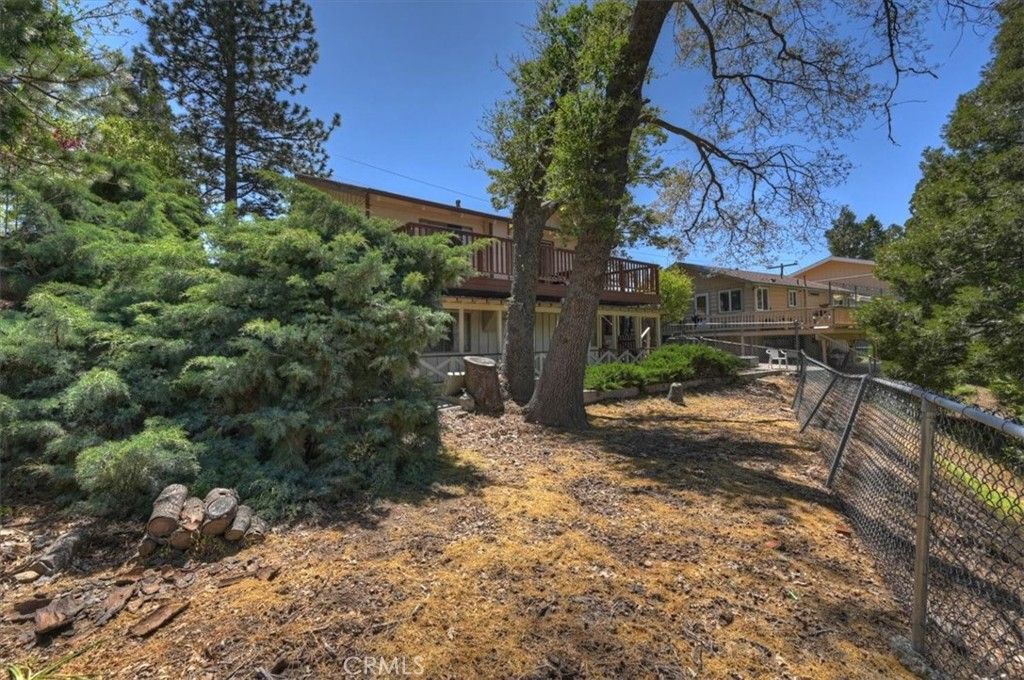 Image 46 of property listing at 695 Arth Drive, Crestline, CA 92325