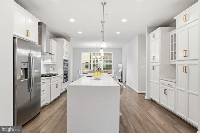 617 LEIGH WAY, Oxon Hill, MD 20745