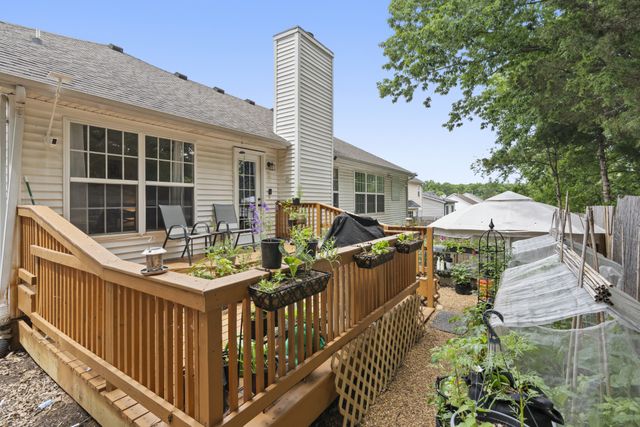 3021 Harbor Lights Dr, Nashville, TN 37217