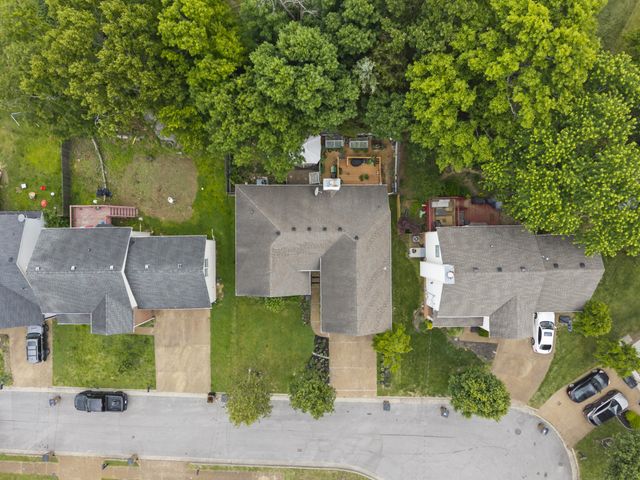 3021 Harbor Lights Dr, Nashville, TN 37217