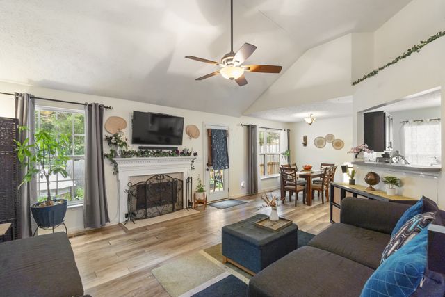3021 Harbor Lights Dr, Nashville, TN 37217
