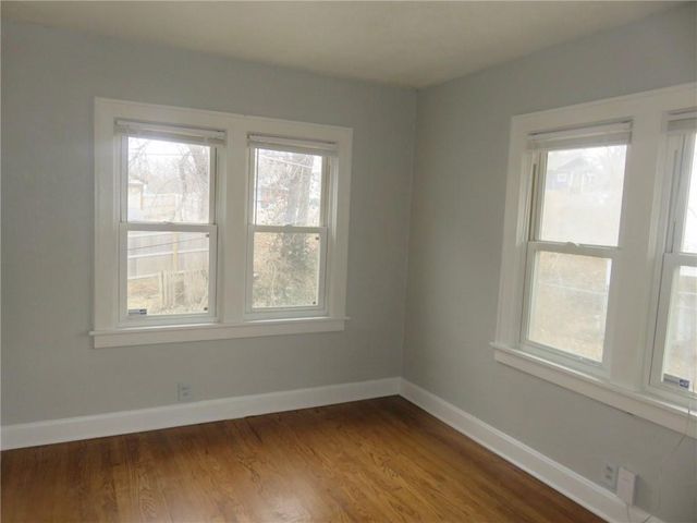 3942 Myrtle Avenue, Kansas City, MO 64130