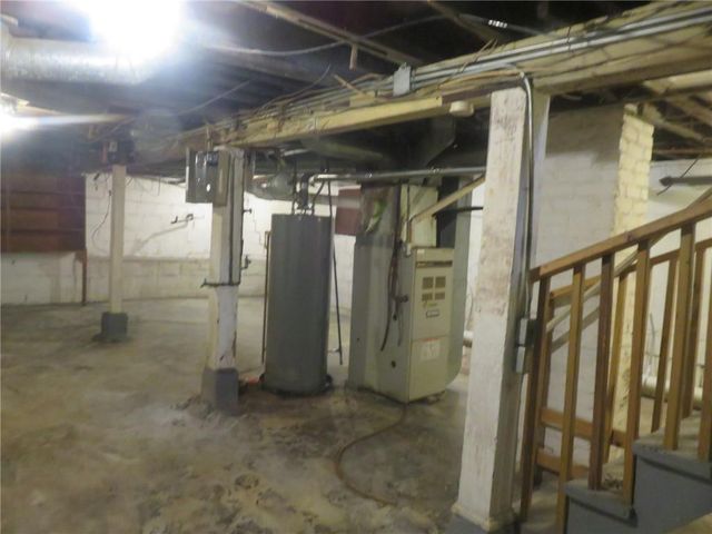 3942 Myrtle Avenue, Kansas City, MO 64130