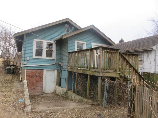 3942 Myrtle Avenue, Kansas City, MO 64130