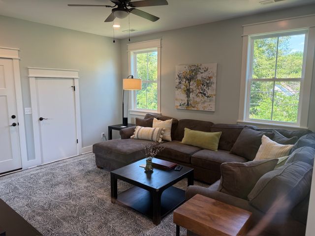 102 Ross Ave, Mcminnville, TN 37110