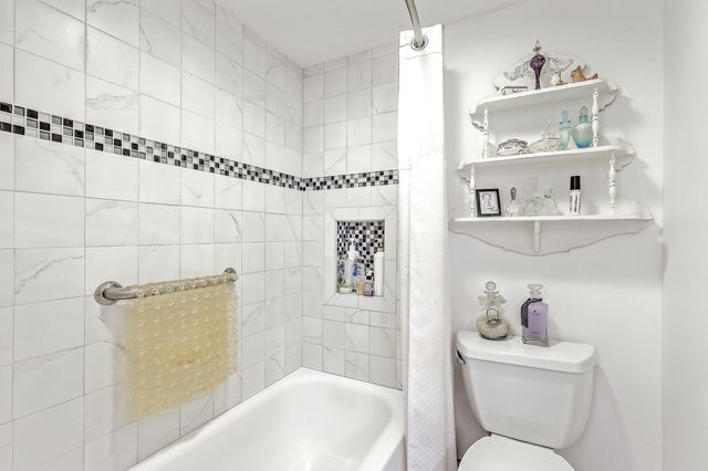 14 Lockwood Drive 7abg, Charleston, SC 29401