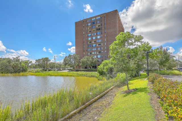 14 Lockwood Drive 7abg, Charleston, SC 29401