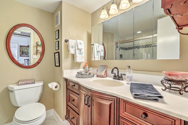 14 Lockwood Drive 7abg, Charleston, SC 29401