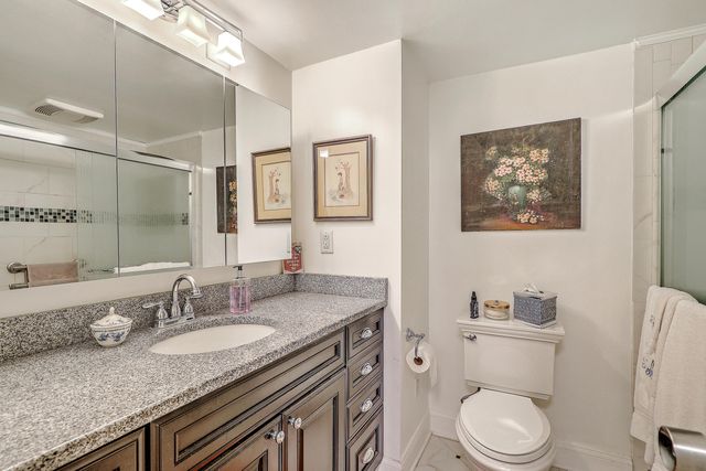 14 Lockwood Drive 7abg, Charleston, SC 29401