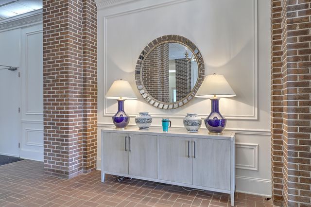 14 Lockwood Drive 7abg, Charleston, SC 29401