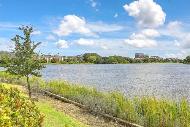 14 Lockwood Drive 7abg, Charleston, SC 29401