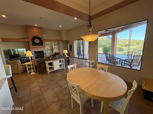 3352 W Saguaro Valley Court, Tucson, AZ 85745