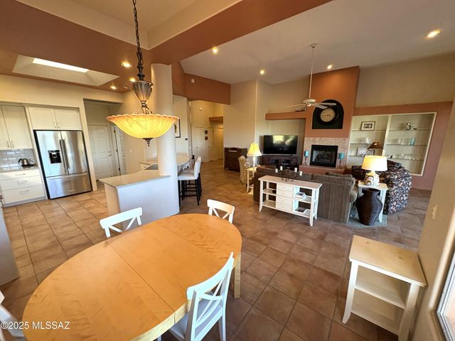 3352 W Saguaro Valley Court, Tucson, AZ 85745