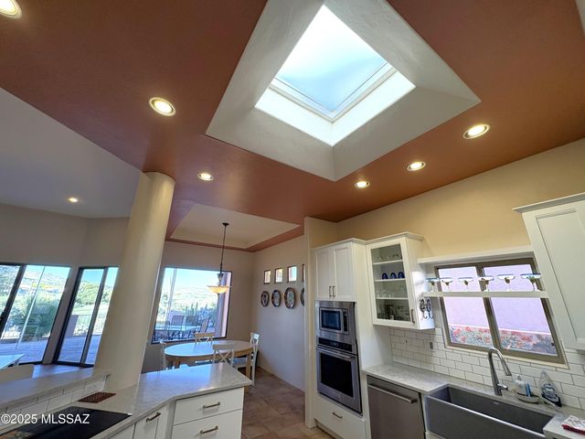 3352 W Saguaro Valley Court, Tucson, AZ 85745