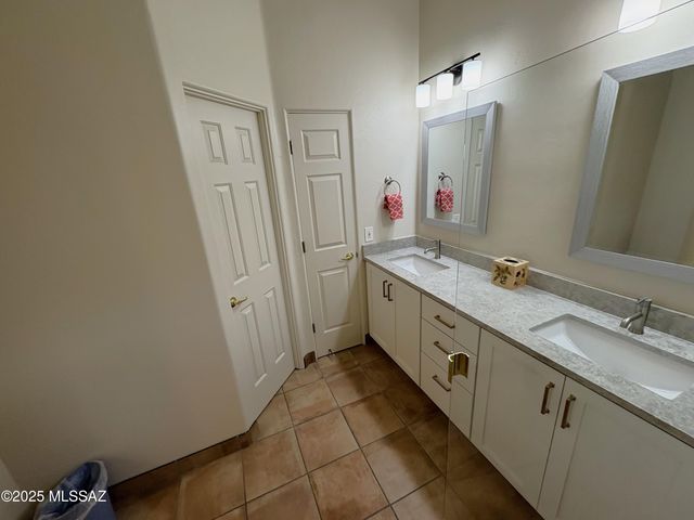 3352 W Saguaro Valley Court, Tucson, AZ 85745