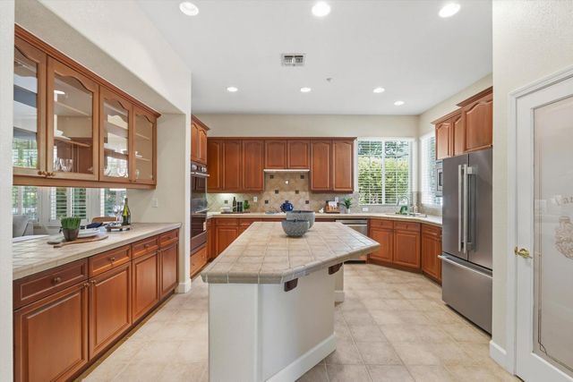 3745 Park Dr, El Dorado Hills, CA 95762