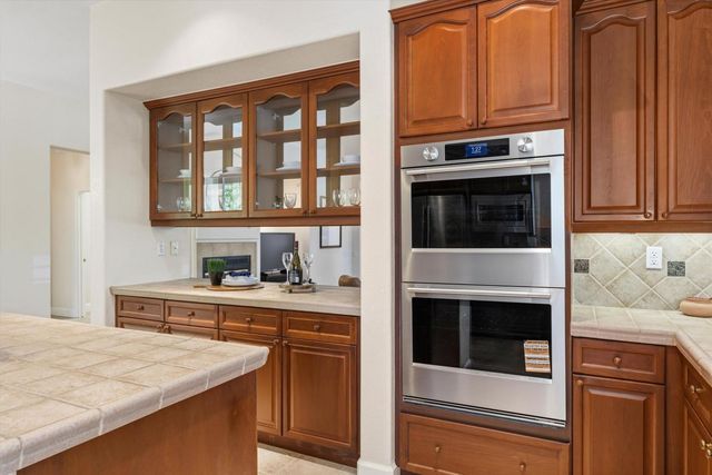 3745 Park Dr, El Dorado Hills, CA 95762