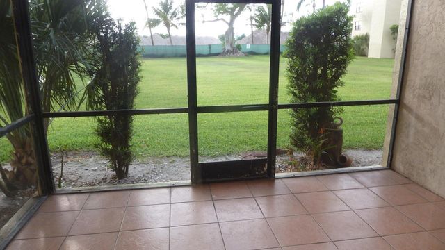 9355 SW 8th Street 103, Boca Raton, FL 33428