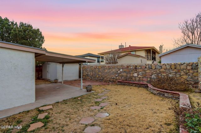 11851 STONE CASTLE Drive, El Paso, TX 79936