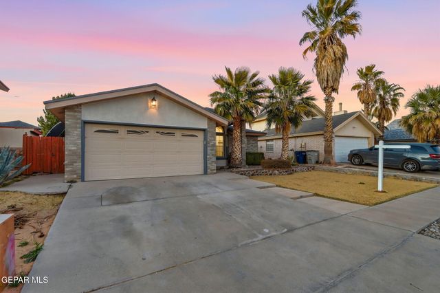 11851 STONE CASTLE Drive, El Paso, TX 79936